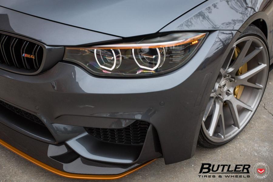 Детали экстерьера BMW M4 Coupe on Vossen Wheels (VPS-306) 2017 года  (фото 8 из 38)